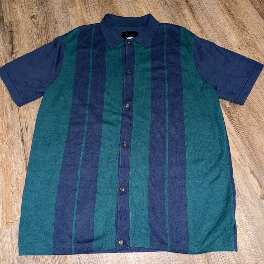 Vans Buttonwood Button Down Shirt - image 3